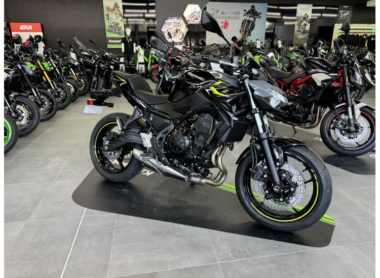 KAWASAKI Z 650