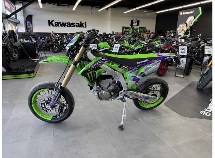 KAWASAKI KX 450 X SUPERMOTARD (217€/MOIS)