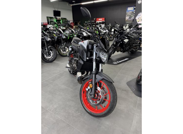 YAMAHA MT-07 (47.5CV)