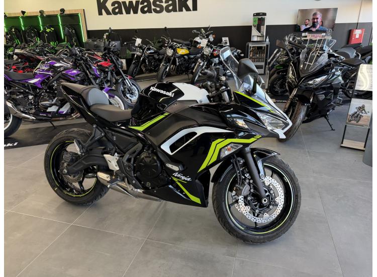 KAWASAKI NINJA 650