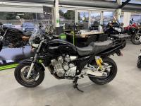 YAMAHA XJR 1300
