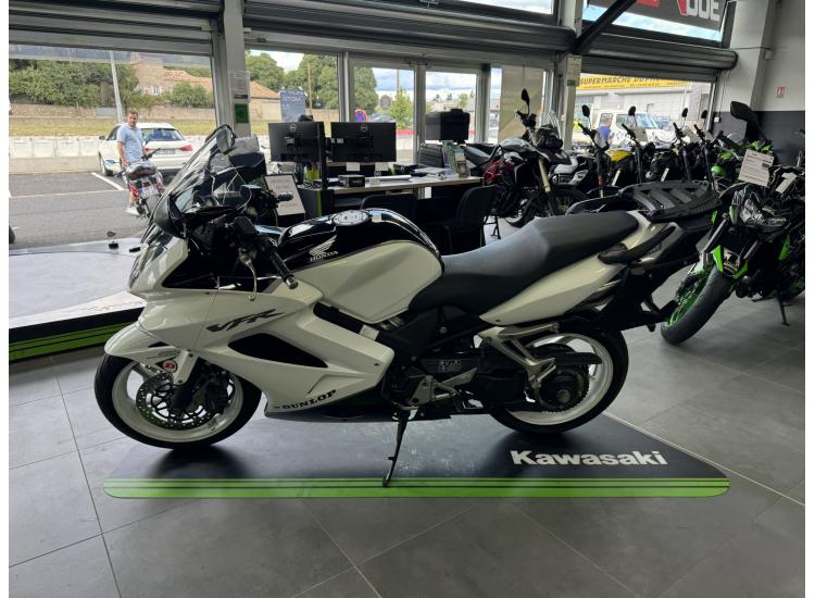 HONDA VFR 800 VTEC