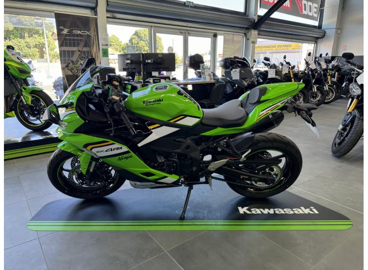 KAWASAKI NINJA ZX-4RR